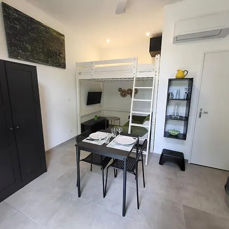 Διαμέρισμα Stop Chez M Daisy # Qualite # Confort # Simplicite